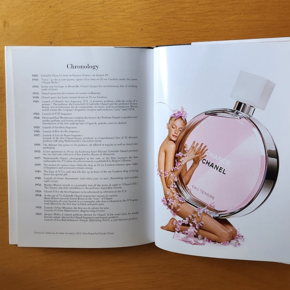 Assouline – CHANEL Perfume (2012) - Picture 14 of 15